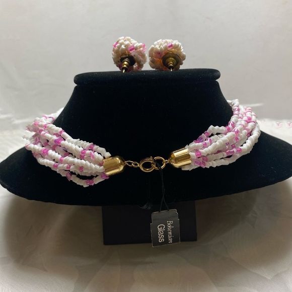 Vintage Pink and White Bohemian Glass MultiStrand Necklace Set NWT - Picture 13 of 15